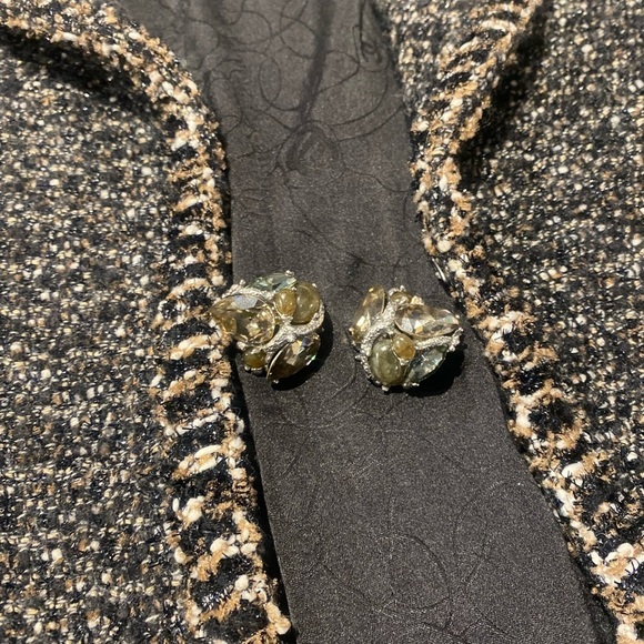 Alexis Bittar liver tone crystal clip on earrings - Picture 16 of 16